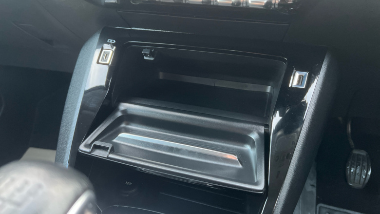 Peugeot 208 1.2 PureTech 100 Allure Premium 5dr Petrol Hatchback